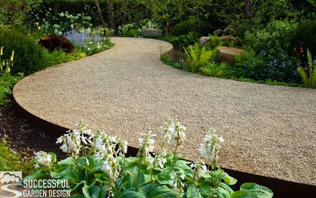 Garden paths – How to choose the right style for your garden