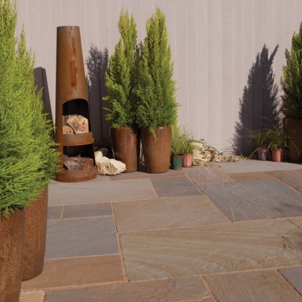 Bradstone, Blended Natural Sandstone Patio Paving Rustic Buff Blend Patio Pack - 19.52 m2 Per Pack